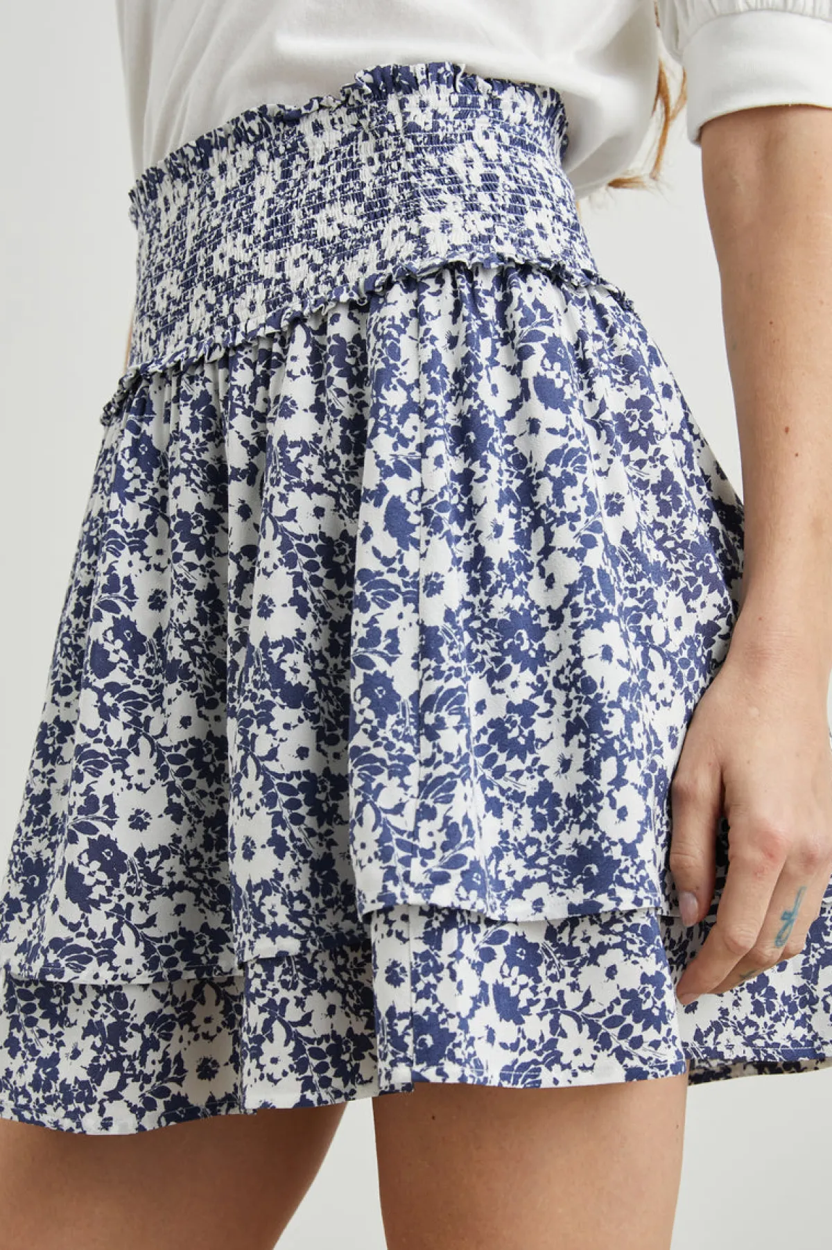 ADDISON SKIRT - NAVY WHITE TEXTURE FLORAL|Rails New