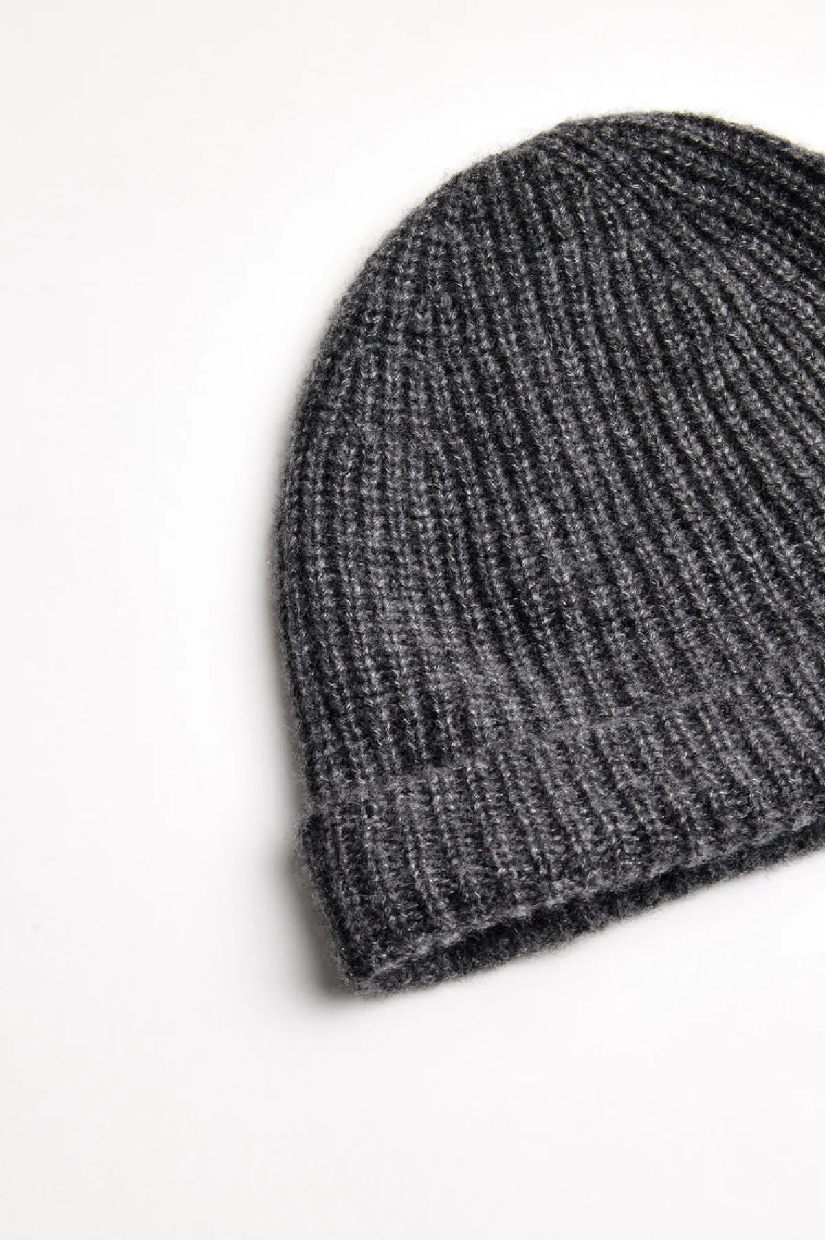 AUTUMN CASHMERE SILK KNIT HAT - THUNDER|Rails New