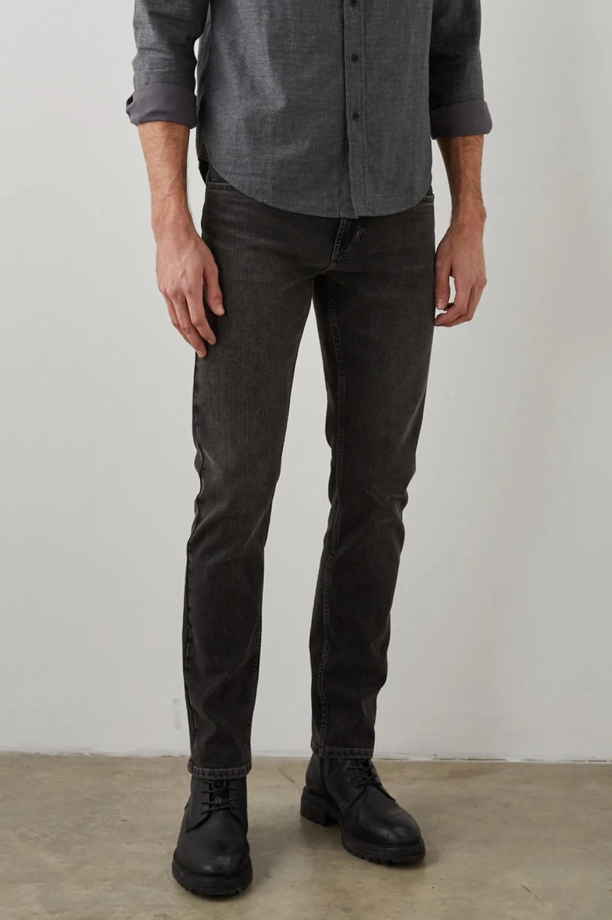 CLAYTON SLIM STRAIGHT - REEVER 5 YEAR|Rails Outlet