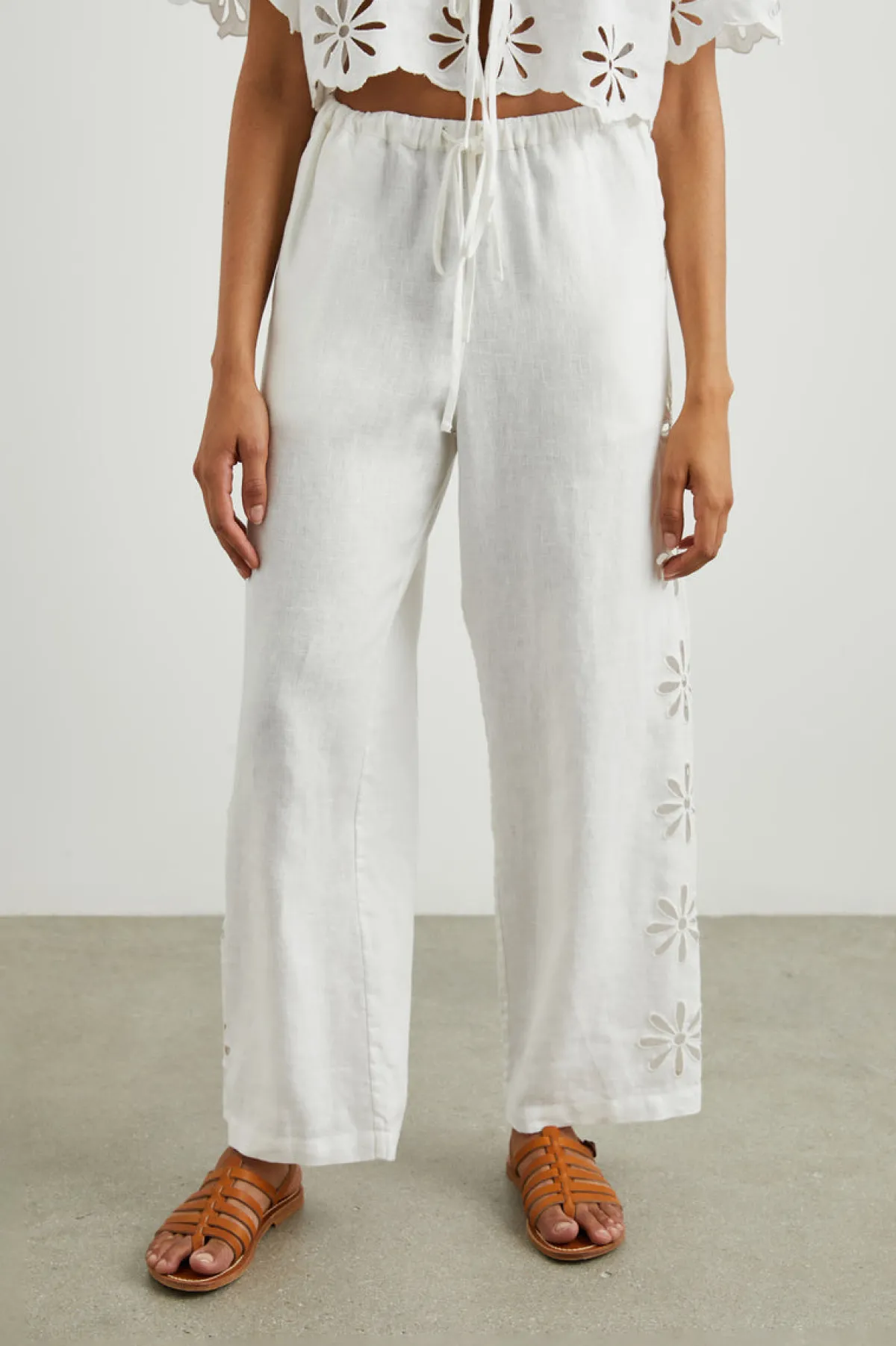 EYELET|Rails Hot