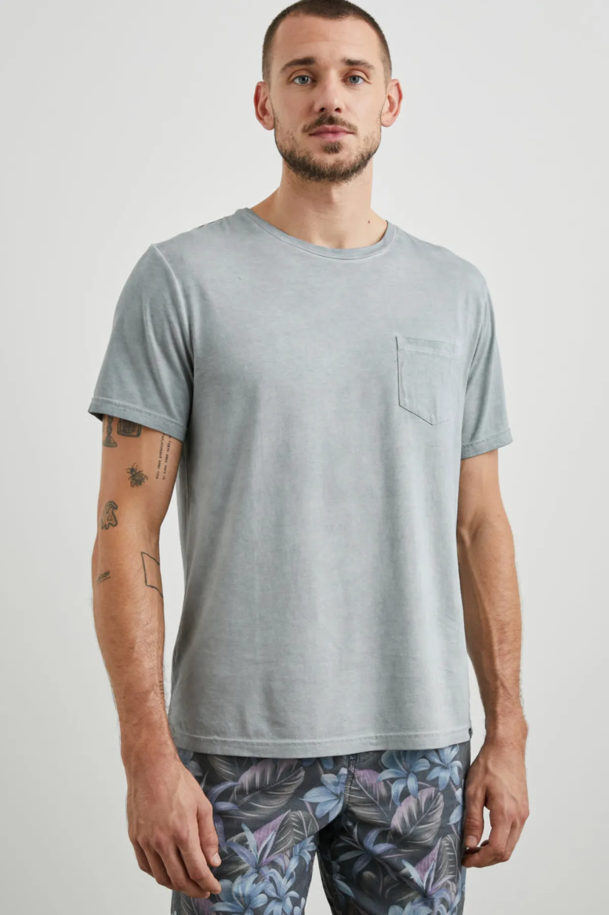 JOHNNY T-SHIRT - STATUE|Rails Flash Sale