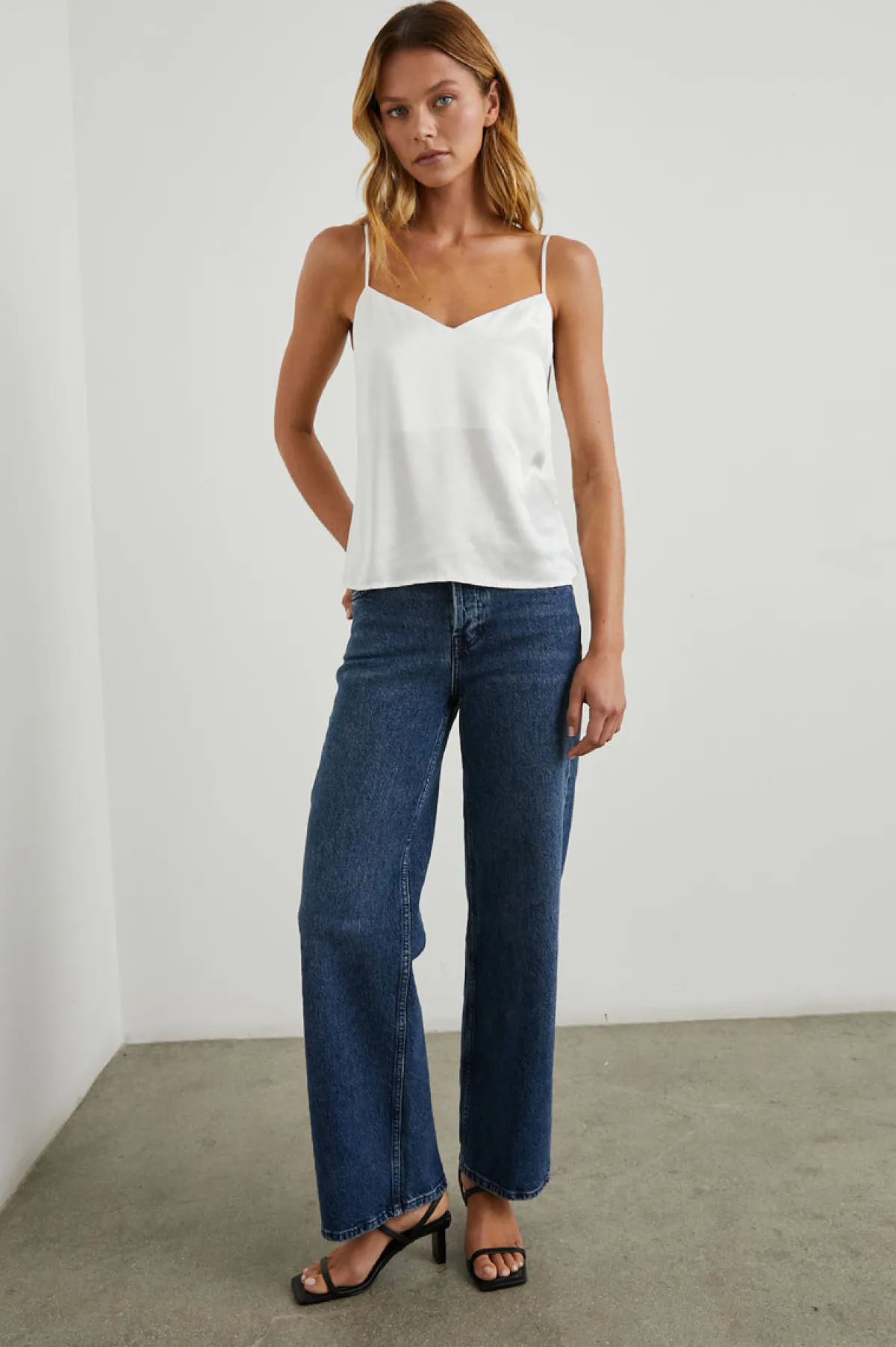 PAOLA TOP - WHITE|Rails Best