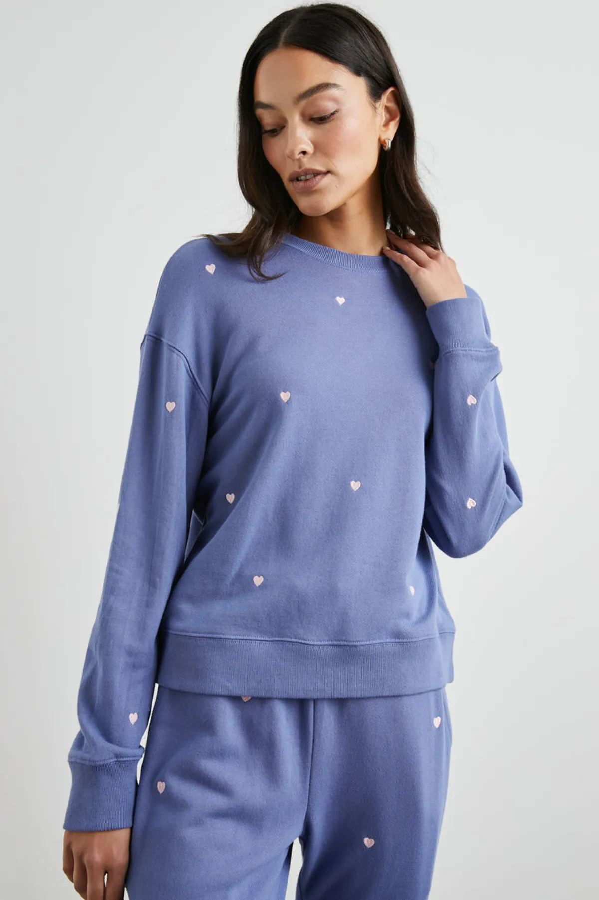 RAMONA SWEATSHIRT - PINK PERIWINKLE HEARTS EMBROIDERY|Rails Outlet